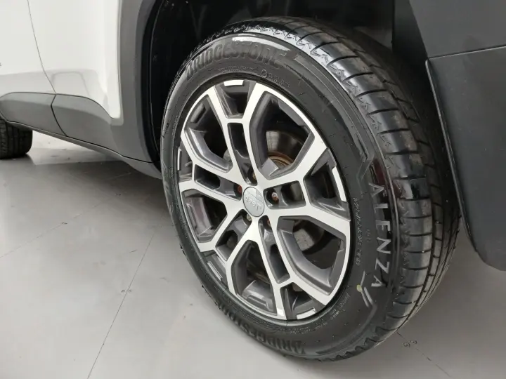 RENEGADE 1.3 T270 TURBO FLEX LONGITUDE AT6