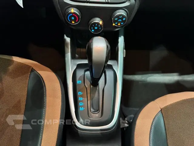 ONIX - 1.4 MPFI ACTIV 8V 4P AUTOMÁTICO
