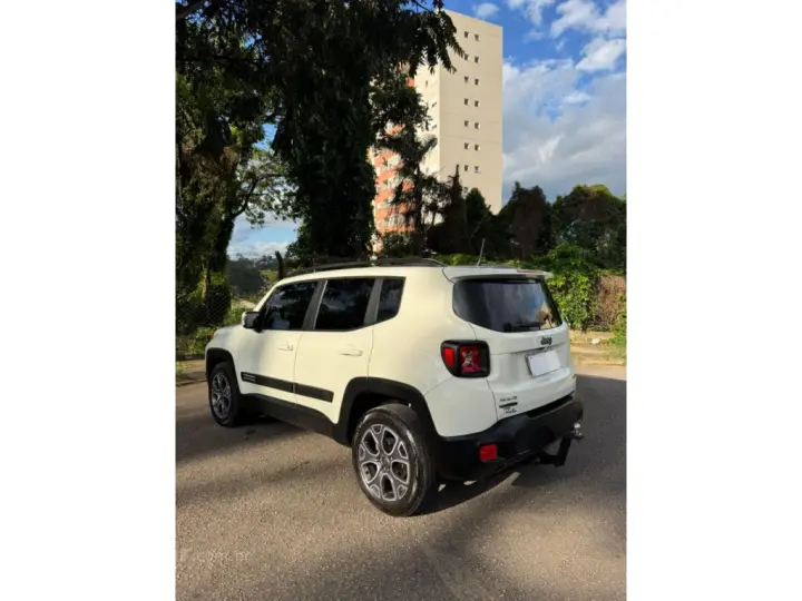 RENEGADE 2.0 16V TURBO DIESEL LONGITUDE 4P 4X4 AUTOMÁTICO