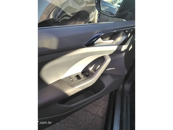 T-CROSS 1.0 200 TSI TOTAL FLEX COMFORTLINE AUTOMÁTICO