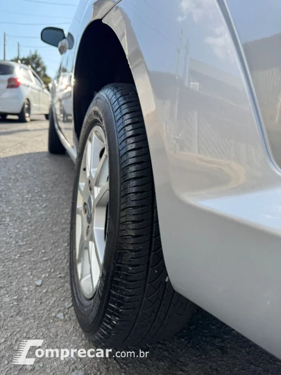 FIESTA 1.6 MPI Sedan 8V