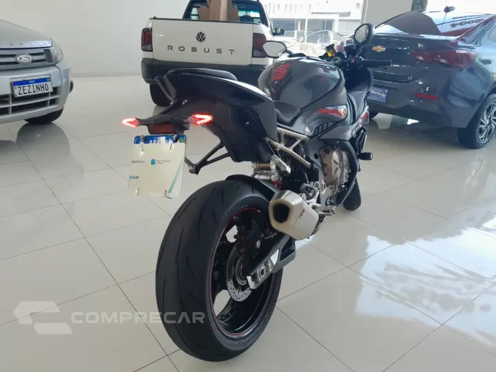 S 1000 RR M CARBON