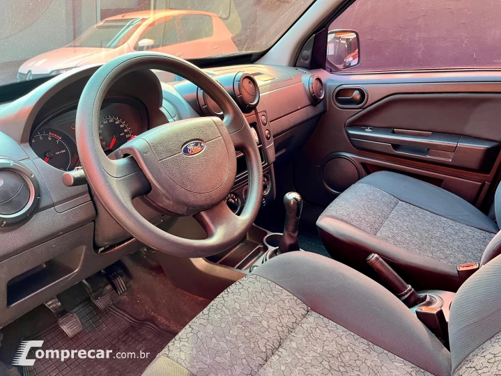 ECOSPORT 1.6 XLS 8V