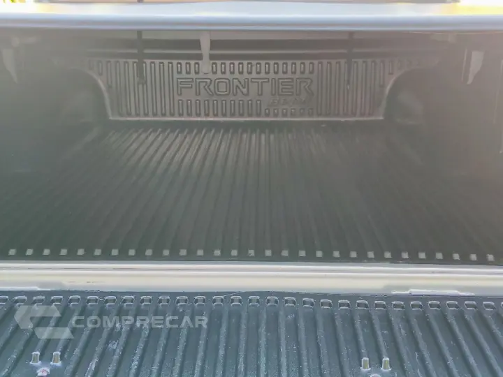 Frontier LE CD 4x4 2.5 TB Diesel Aut.