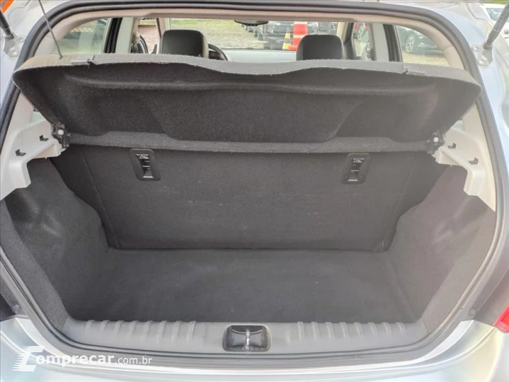 ONIX 1.4 MPFI ACTIV 8V FLEX 4P AUTOMÁTICO