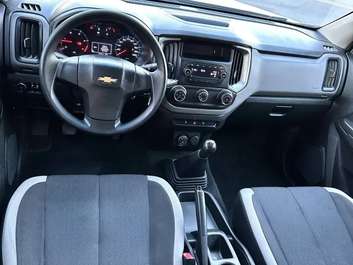 S10 2.8 16V TURBO DIESEL LS CD 4X4 MANUAL