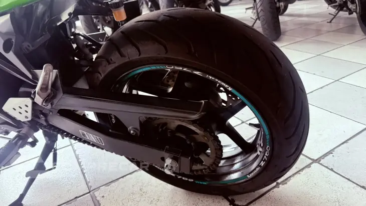 Z750
