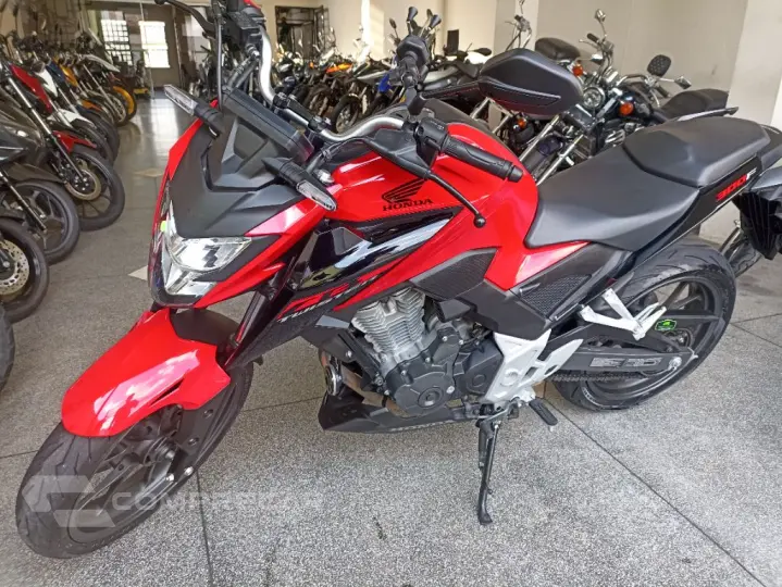 CB 300F Twister Flex