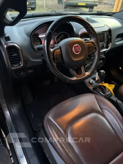 TORO 2.0 16V Turbo Ranch 4WD AT9