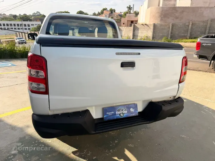 L200 TRITON 2.4 16V Turbo Sport GL CD 4X4