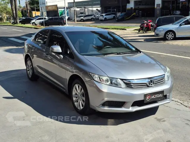 CIVIC - 1.8 LXS 16V 4P AUTOMÁTICO