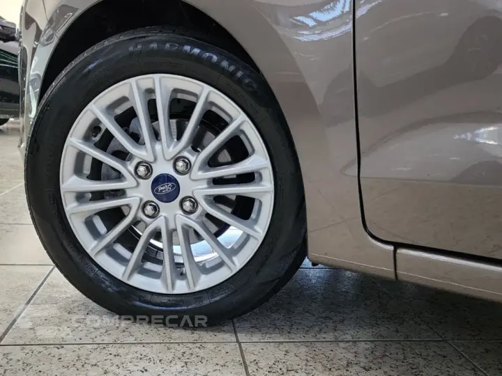 Ka 1.5 TITANIUM 12V Flex 5p Aut.