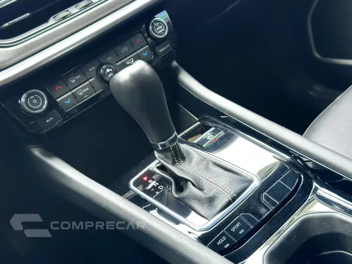COMPASS 1.3 T270 TURBO FLEX LONGITUDE AT6
