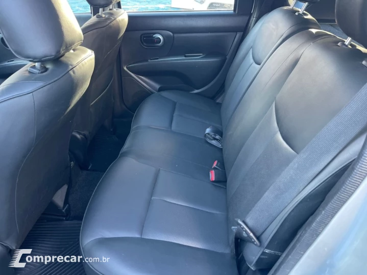 LIVINA 1.8 SL 16V FLEX 4P AUTOMÁTICO