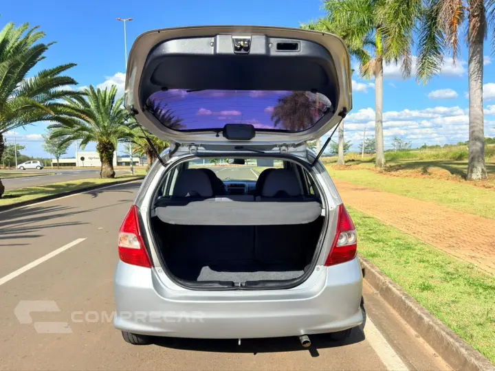 FIT 1.4 LX 16V