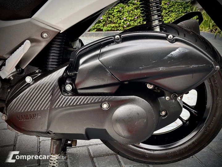 NMAX 160 ABS