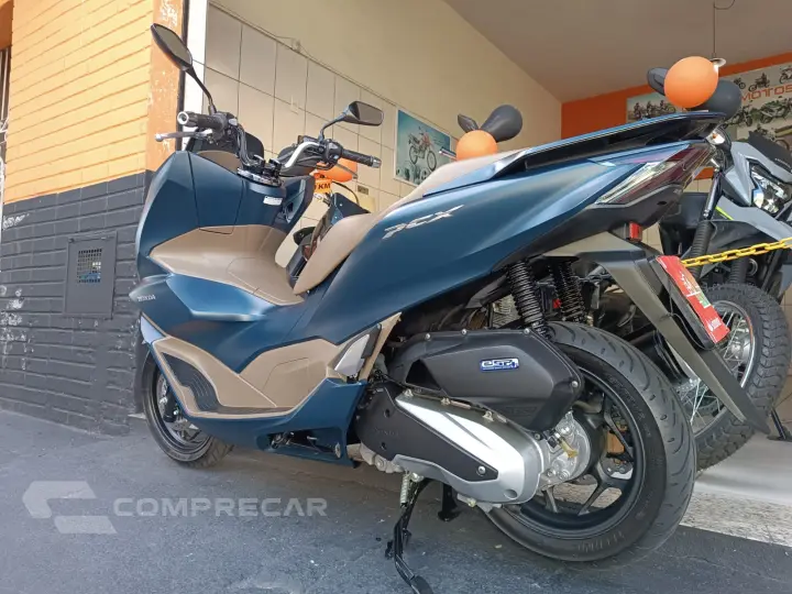 PCX 160 DLX ABS