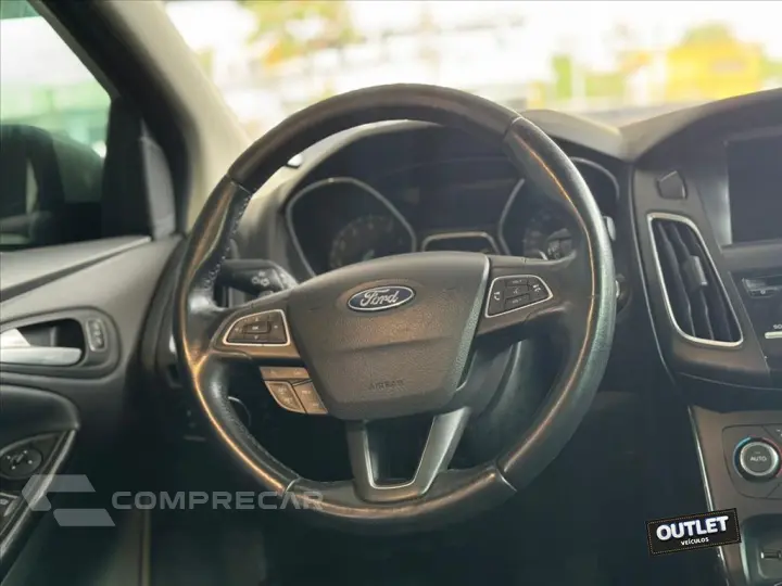 FOCUS 2.0 TITANIUM FASTBACK 16V FLEX 4P POWERSHIFT