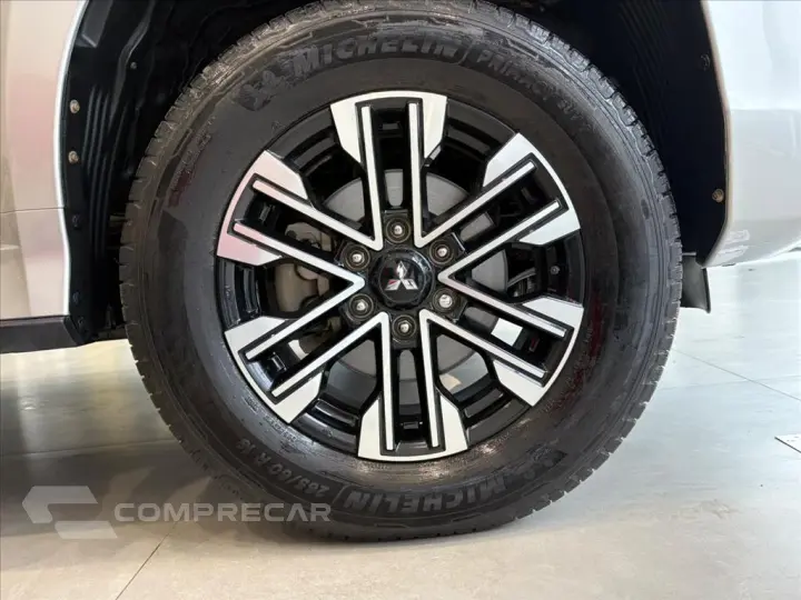 PAJERO SPORT 2.4 16V MIVEC TURBO DIESEL HPE-S AWD