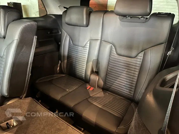 Commander 1.3 16V 4P FLEX T270 LONGITUDE TURBO AUTOMÁTICO AT