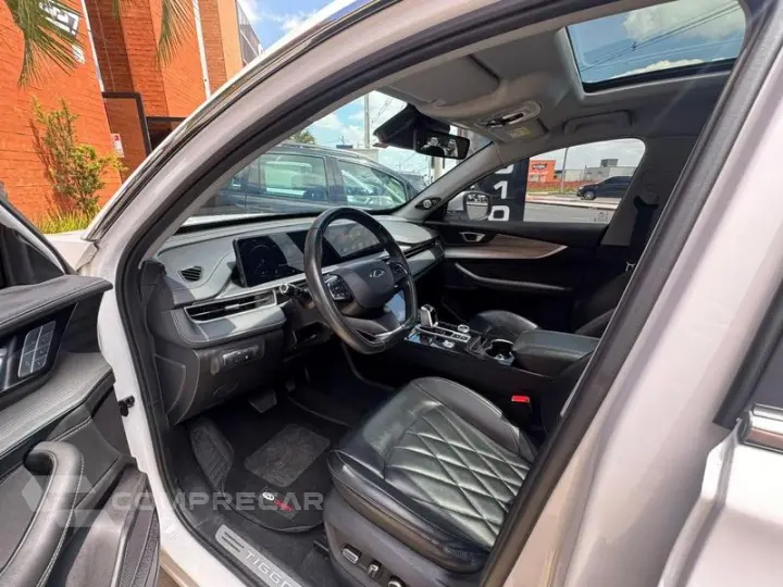 CAOA TIGGO8 PHEV