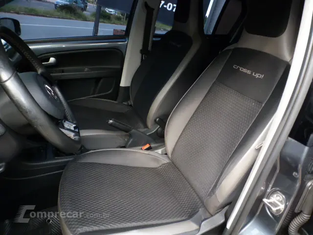 CROSS UP 1.0 TSI 12V