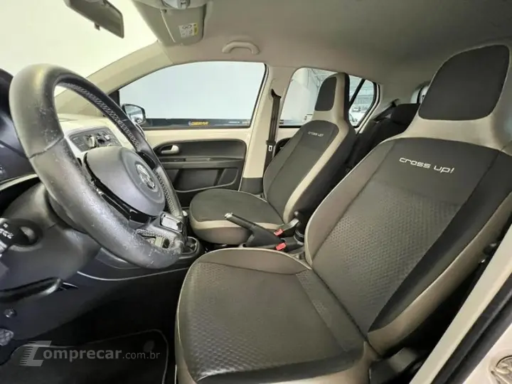 UP! CROSS 1.0 TSI TOTAL FLEX MEC. 4P