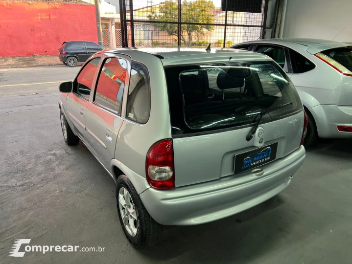 CORSA 1.0 EFI Wind 8V