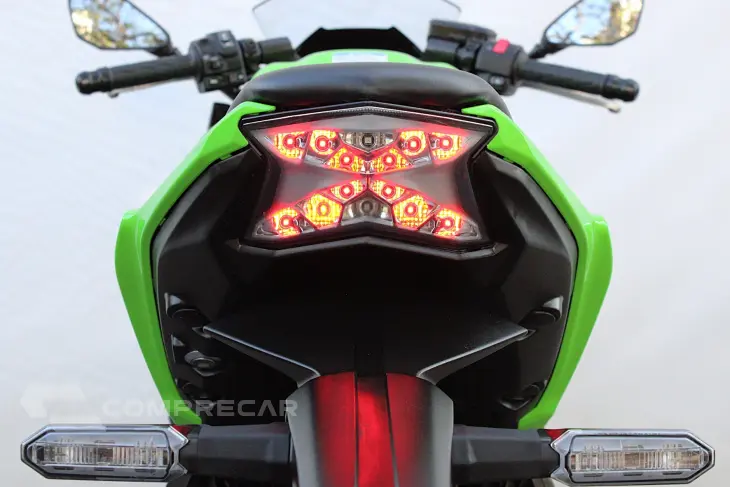 KAWASAKI NINJA 650 KRT EDITION