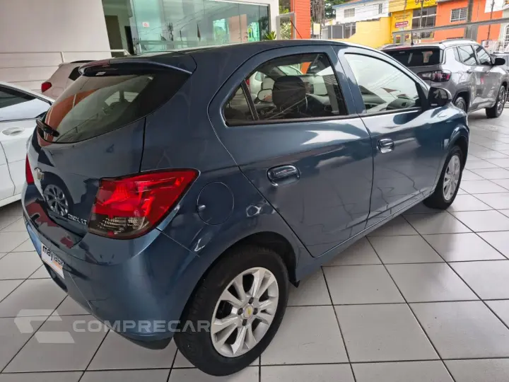 Onix Hatch 1.0 4P FLEX LT LOLLAPALOOZA