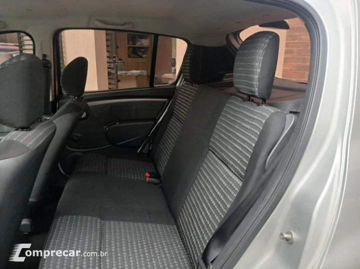 SANDERO