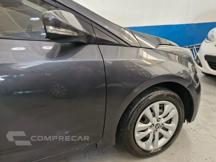 HB20S 1.6 COMFORT PLUS 16V FLEX 4P AUTOMÁTICO