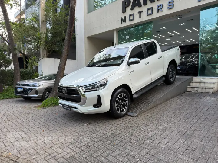 HILUX 2.8 D-4d Turbo CD SRX 4X4