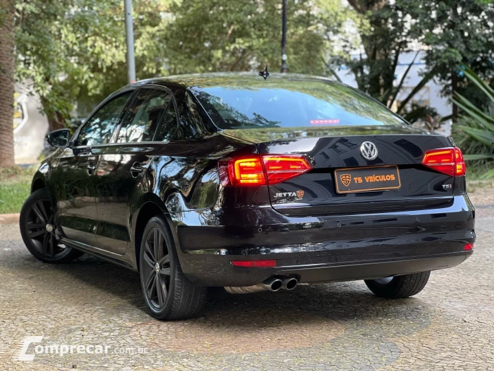 JETTA 2.0 TSI HIGHLINE 211CV GASOLINA 4P TIPTRONIC