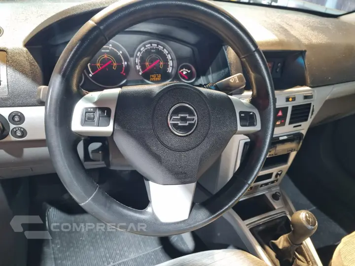 VECTRA 2.0 MPFI Elegance 8V