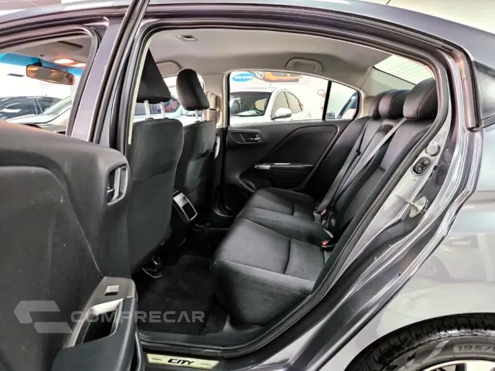 CITY Sedan EX 1.5 Flex 16V 4p Aut.