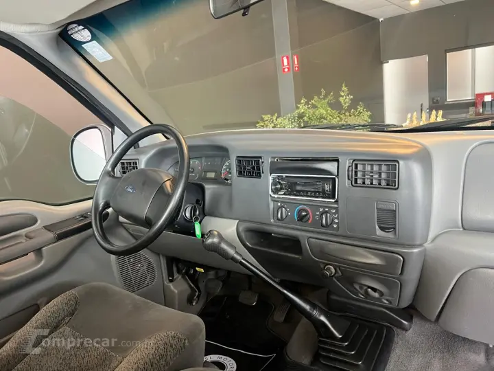 F-250 3.9 XLT 4X2 CS