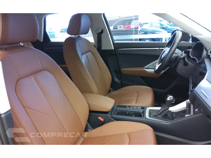 Q3 2.0 40 TFSI GASOLINA PERFORMANCE QUATTRO TIPTRONIC