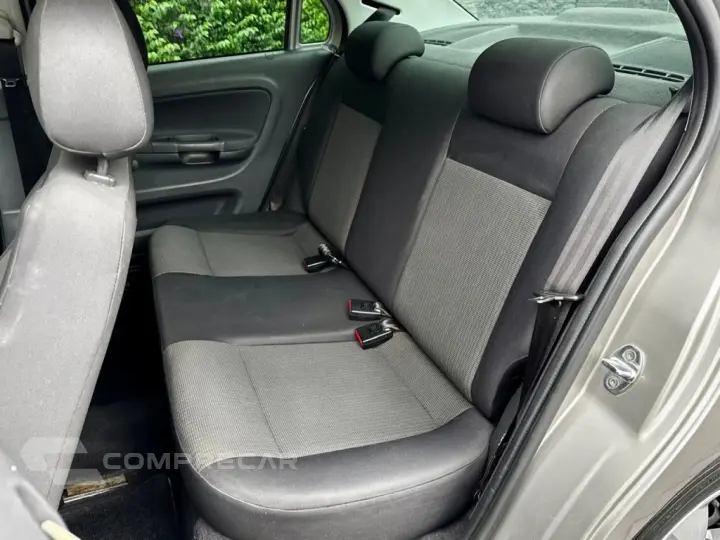 VOYAGE 1.0 MI 8V FLEX 4P MANUAL