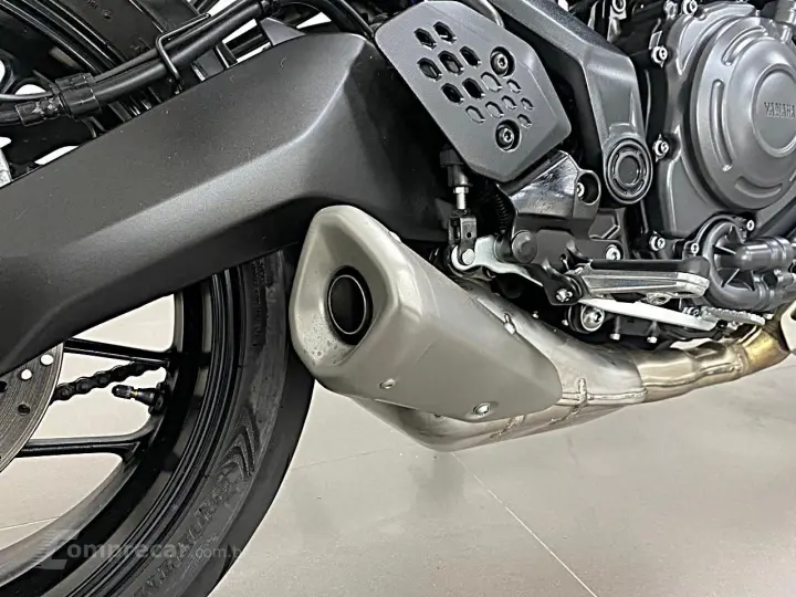 YAMAHA MT-07 CONNECTED ABS