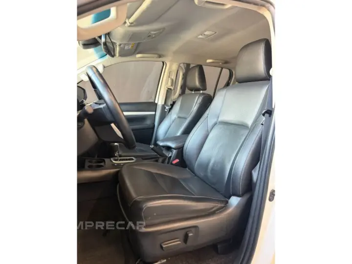 HILUX 2.8 D-4D TURBO DIESEL CD SRX 4X4 AUTOMÁTICO