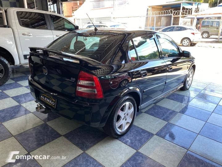 ASTRA 2.0 MPFI Advantage 8V