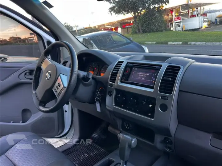 FRONTIER 2.5 LE 4X4 CD Turbo Eletronic