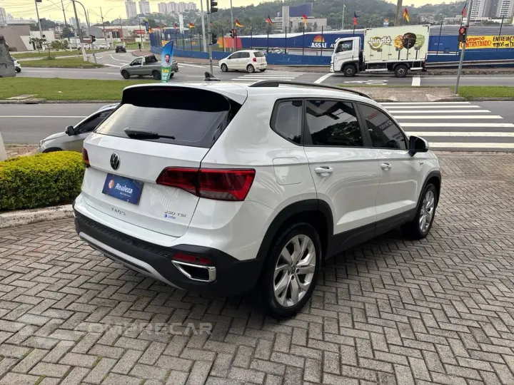 TAOS Comfortline 1.4 250 TSI Flex Aut.