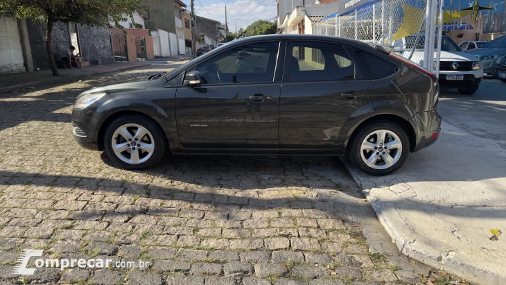 FOCUS 1.6 S Hatch 16V