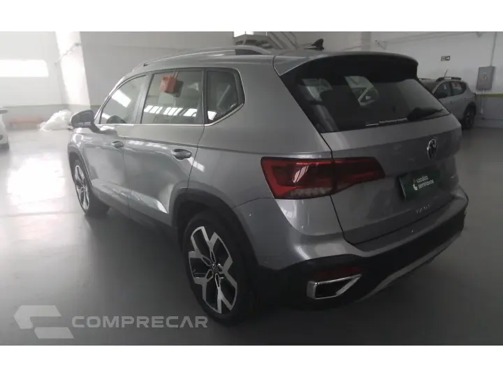 TAOS 1.4 250 TSI TOTAL FLEX HIGHLINE AUTOMÁTICO