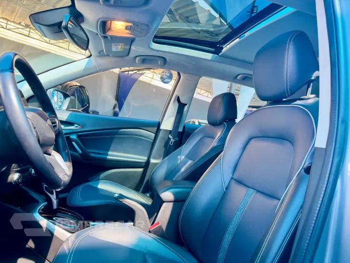 Tracker 1.0 12V 4P FLEX TURBO PREMIER AUTOMÁTICO