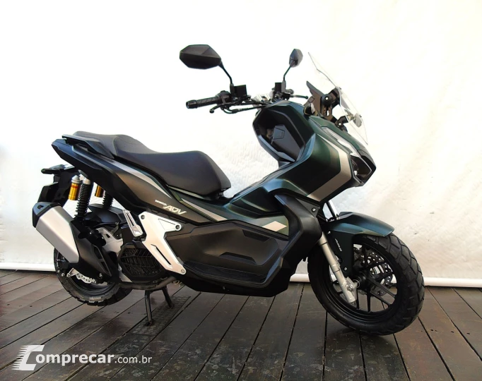 HONDA ADV 150