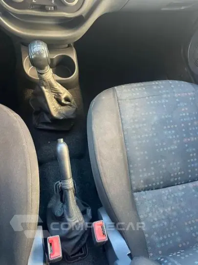 UNO 1.0 VIVACE 8V FLEX 4P MANUAL