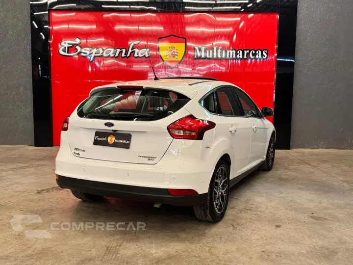 Focus 2.0 Titanium 16V Flex 4P Powershift